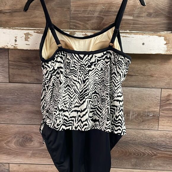 Maxine Of Hollywood One Piece Black&White Overlay Side Knot Bathing Suit Sz 16 - Picture 5 of 13